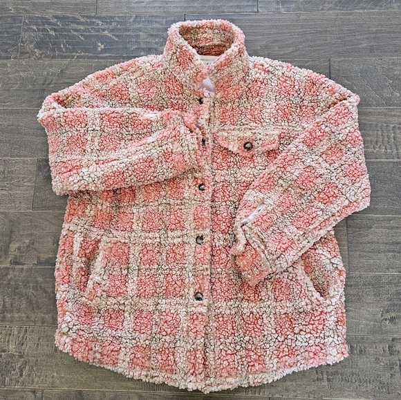 Illa Illa Oversized Women's Cozy Coral Pink & Cream Plaid Sherpa Jacket sz small - Picture 6 of 8